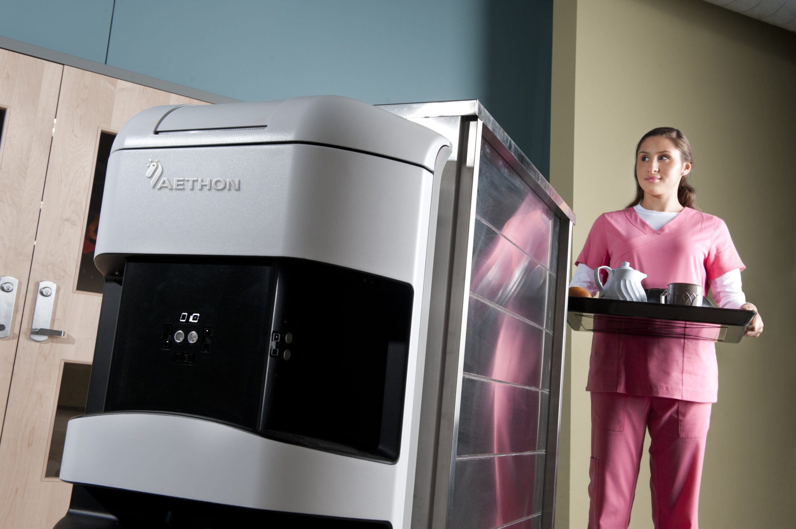 Mobile robot for healthcare food service
